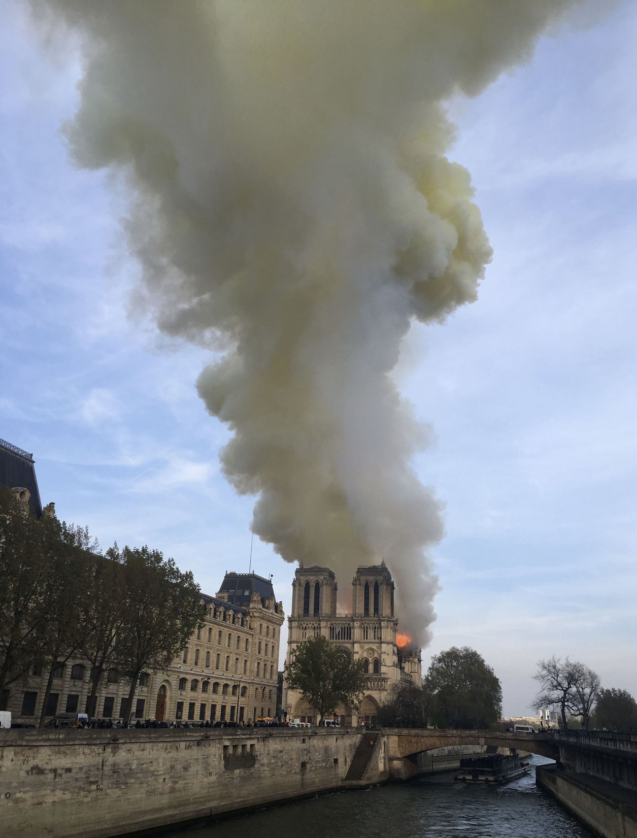 France Notre Dame Fire